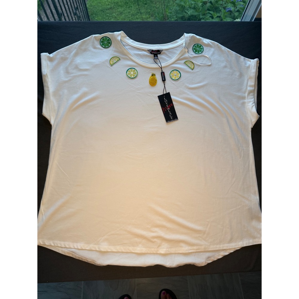 Love & Lace Womens 1X White Citrus Fruit Embroidered T-Shirt Lemon Lime NWT